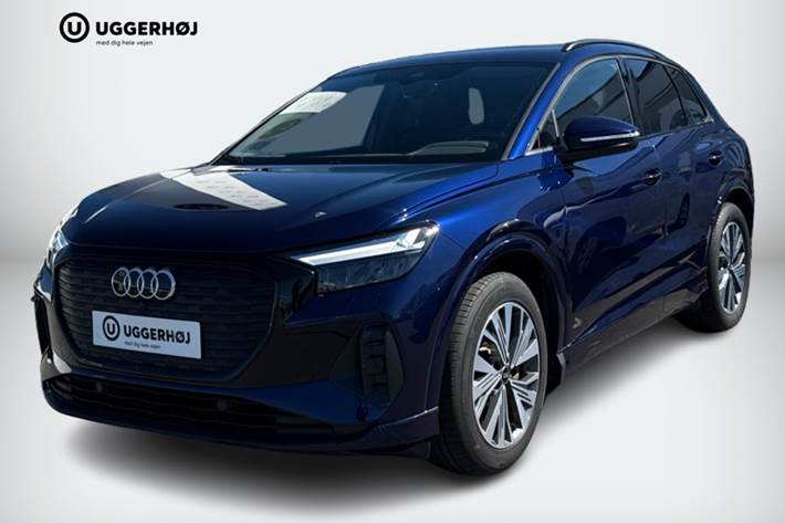 Blå Audi Q4 e-tron fra 2023