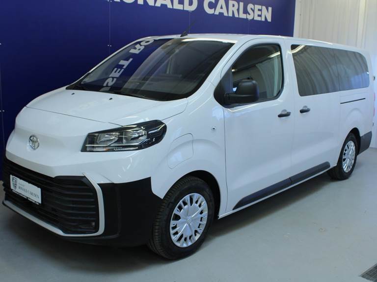 Toyota Proace Verso 75 Long Shuttle