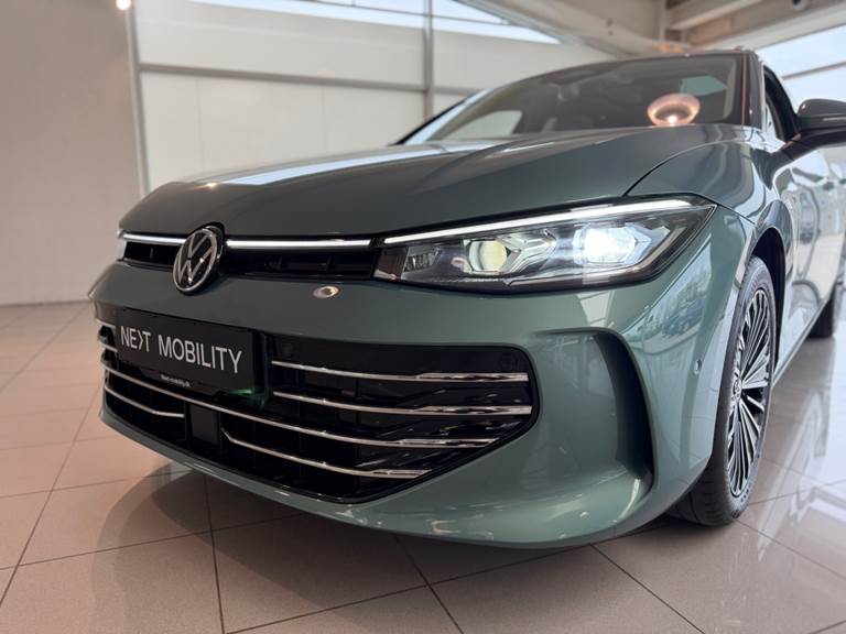 VW Passat 1,5 TSi 150 Elegance Variant DSG
