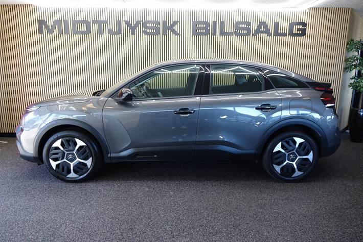 Grå Citroën C4 fra 2023