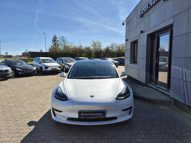 Tesla Model 3 Standard Range+ RWD