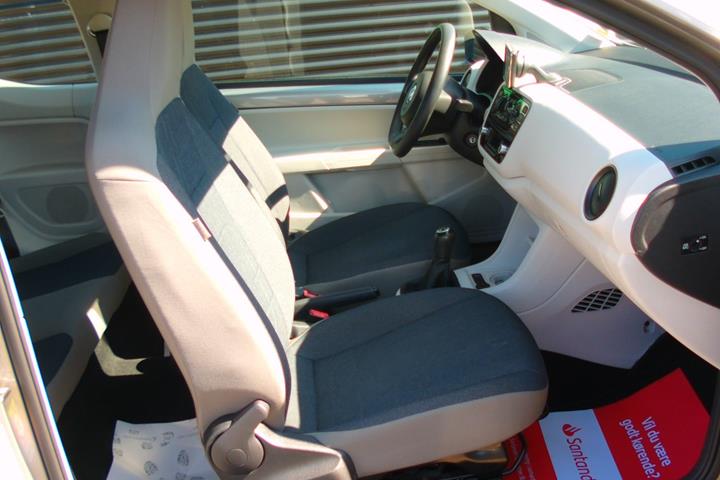 Sølv VW UP! fra 2014