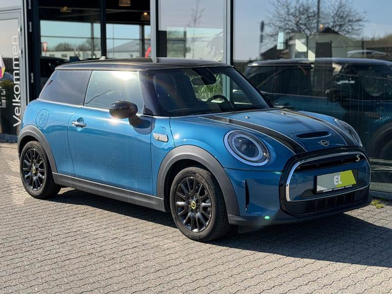 Mini Cooper SE Essential