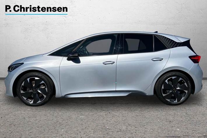 Sølv Cupra Born fra 2023