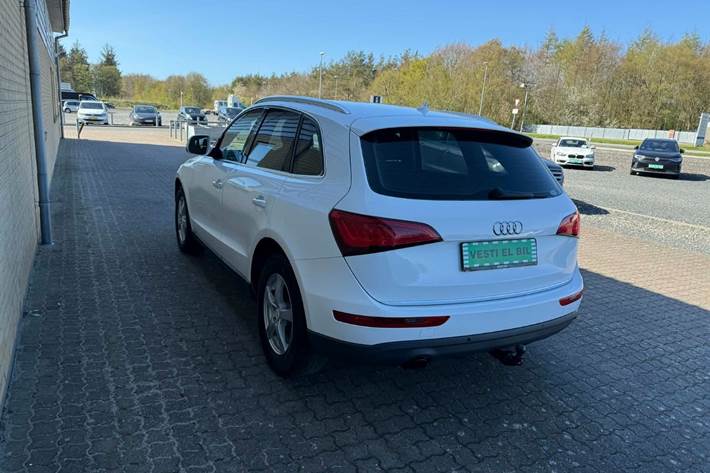 Hvid Audi Q5 fra 2015