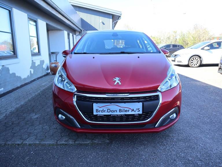 Peugeot 208 1,5 BlueHDi 100 Allure Sky