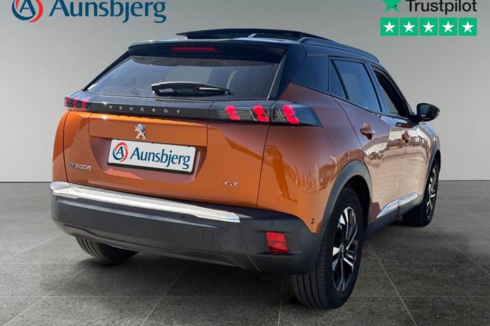 Orange Peugeot e-2008 fra 2022