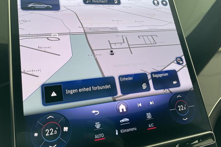 Sort Mercedes EQE 350+ fra 2025