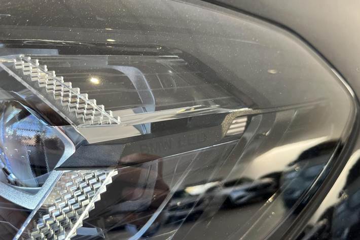 Blå BMW iX3 fra 2022