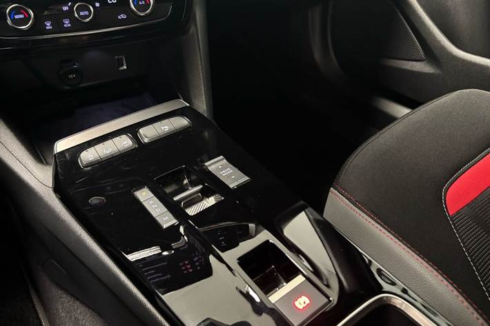 Hvid Opel Mokka fra 2021