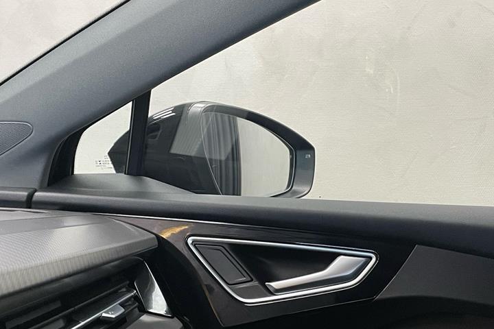 Sort Audi Q4 fra 2021