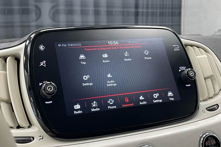 Hvid Fiat 500 fra 2024