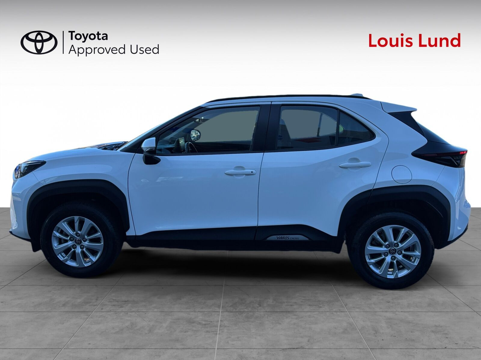 Hvid Toyota Yaris Cross fra 2023