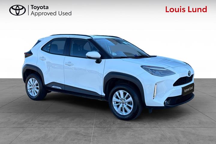 Hvid Toyota Yaris Cross fra 2023