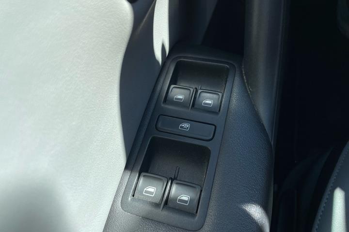 Hvid VW Polo fra 2017