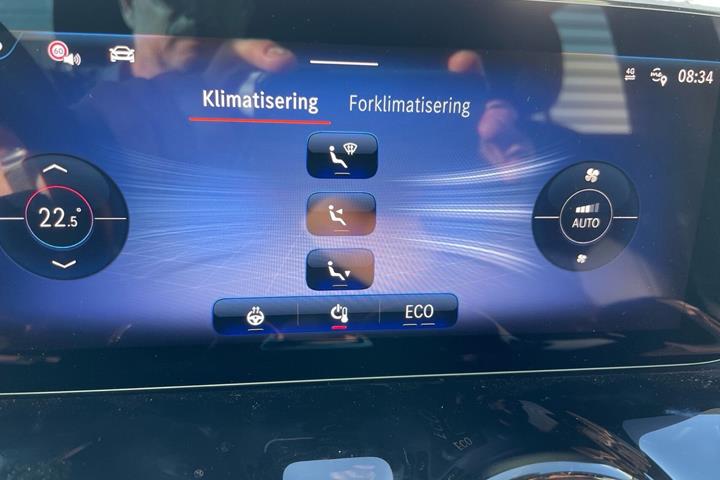 Sort Mercedes EQA 250 fra 2024