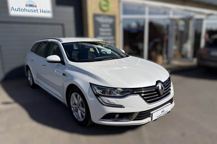 Hvid Renault Talisman fra 2016 set udefra