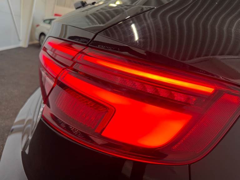 Audi A3 40 TFSi S-line Sport S-tr.