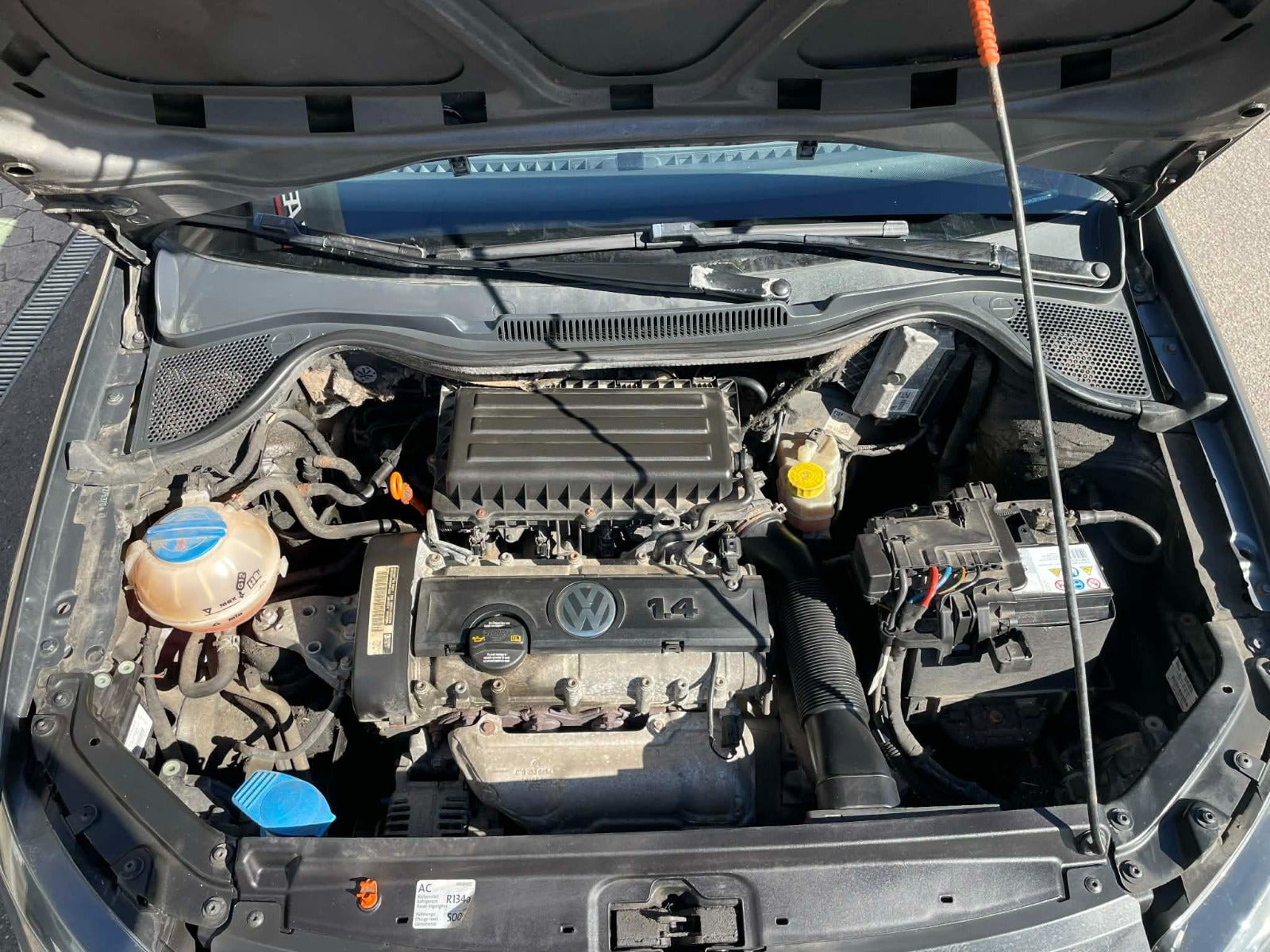 Grå VW Polo fra 2011