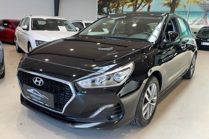Sort Hyundai i30 fra 2018