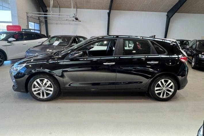 Sort Hyundai i30 fra 2018