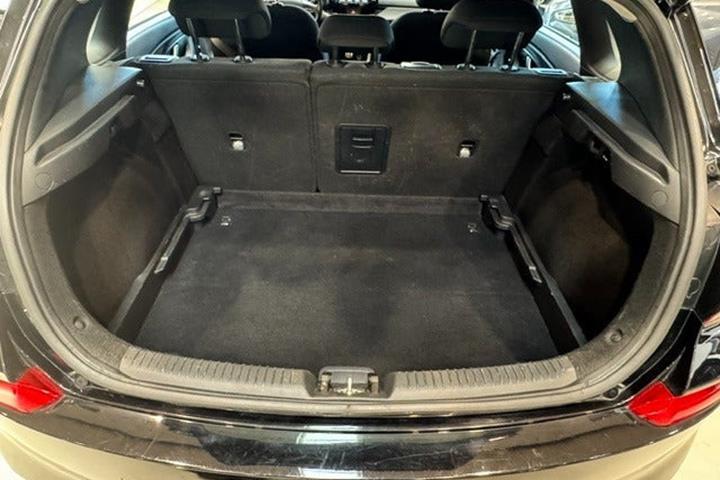 Sort Hyundai i30 fra 2018