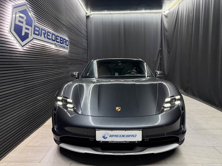 Porsche Taycan 4 Performance+ Cross Turismo