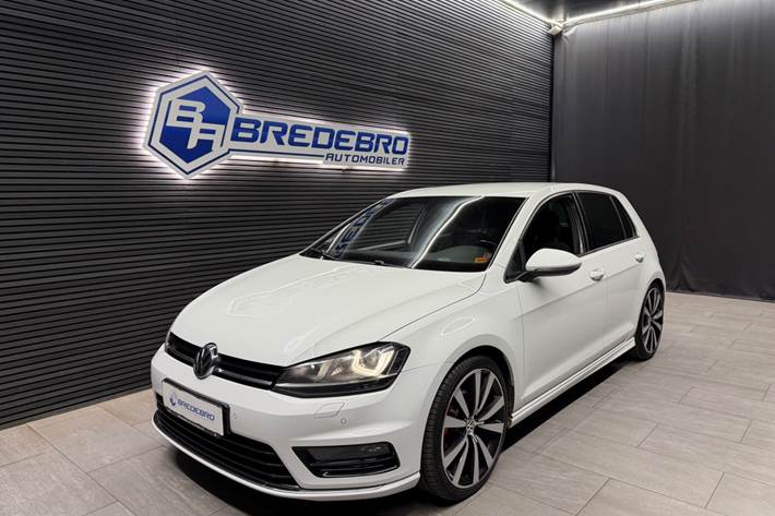 Hvid VW Golf VII fra 2015