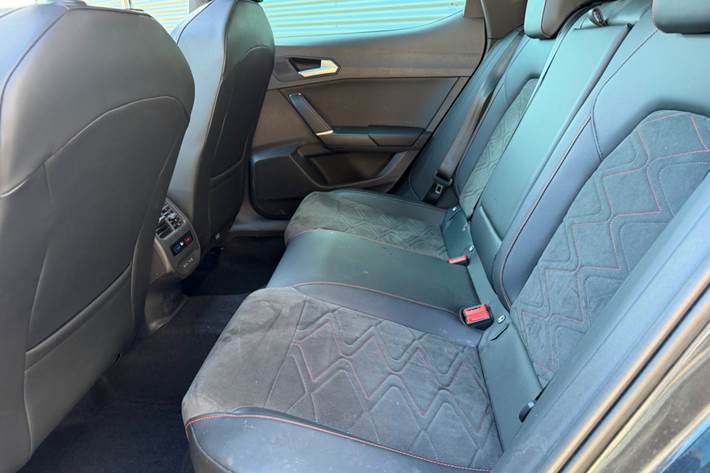 Grå Seat Leon fra 2020