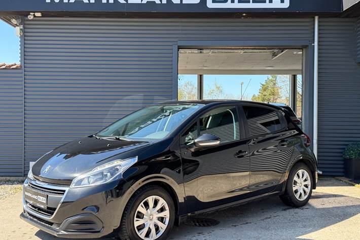 Sort Peugeot 208 fra 2018