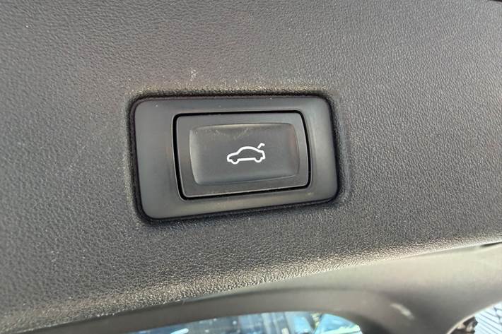 Grå Audi Q4 e-tron fra 2022