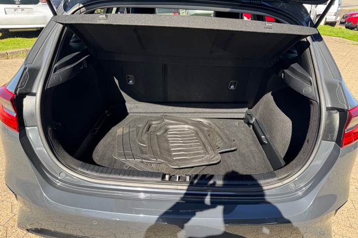 Grå Kia Ceed fra 2019