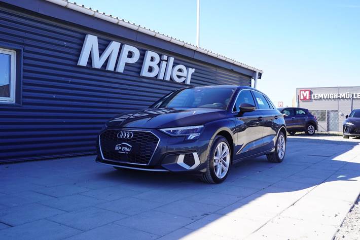 Grå Audi A3 fra 2021