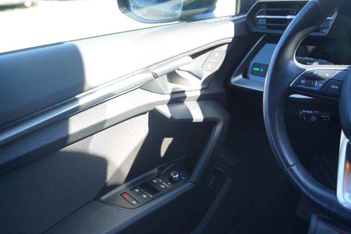 Grå Audi A3 fra 2021