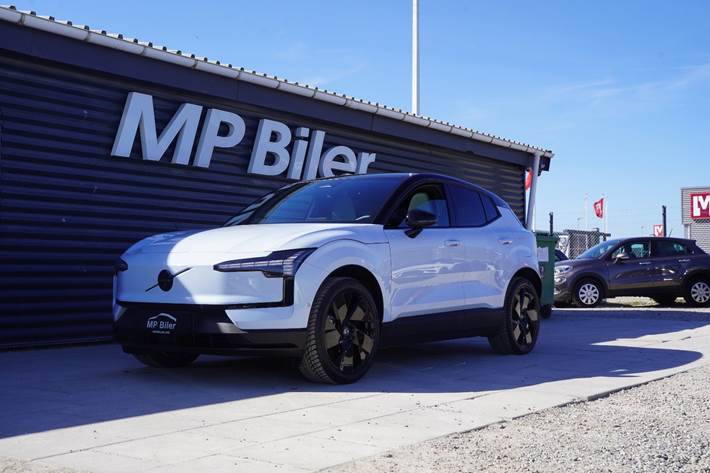 Blå Volvo EX30 fra 2025