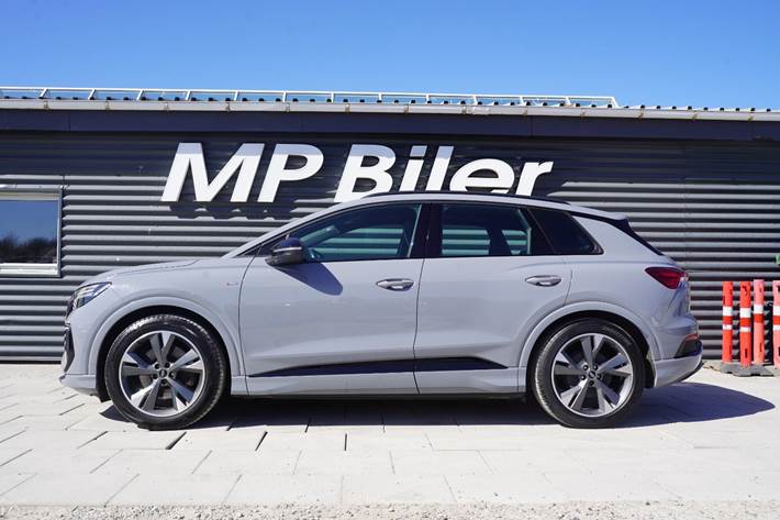 Grå Audi Q4 e-tron fra 2021