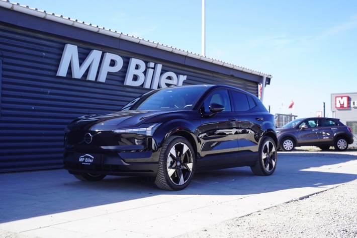 Sort Volvo EX30 fra 2025