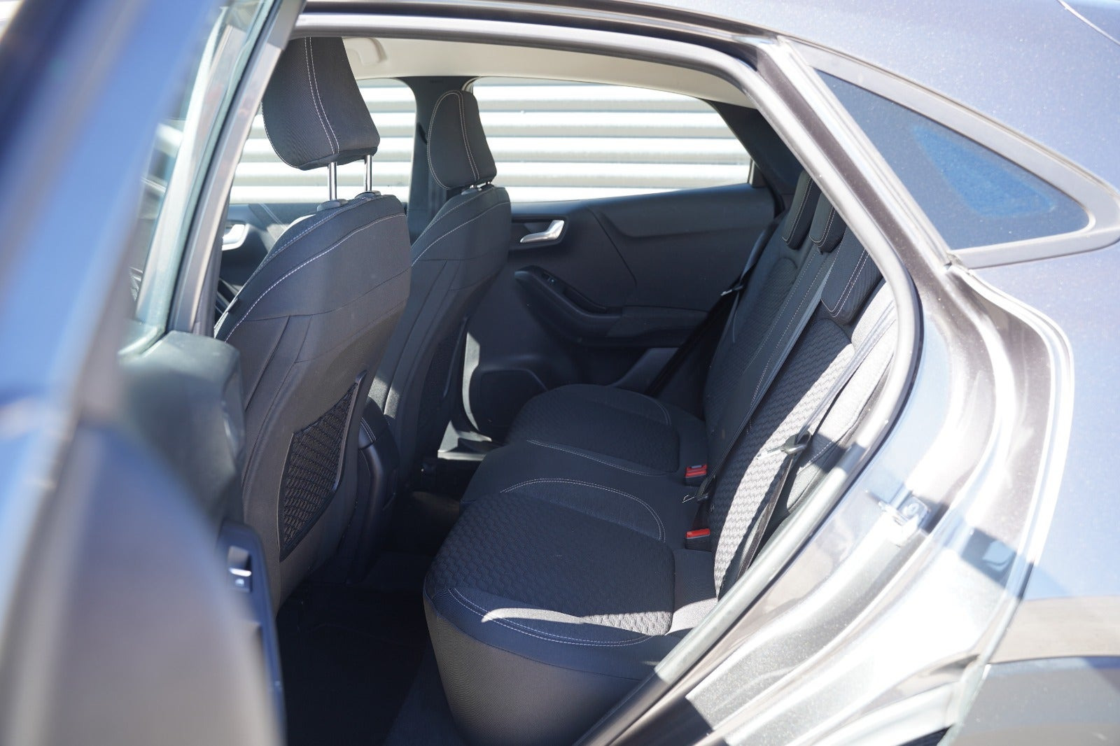 Grå Ford Puma fra 2021