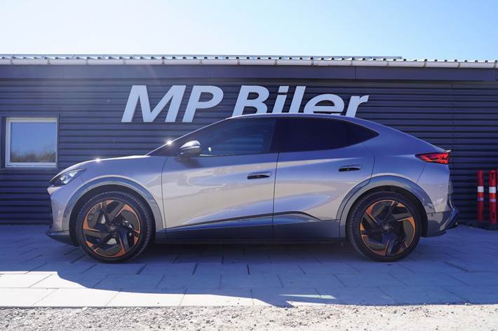 Grå Cupra Tavascan fra 2025