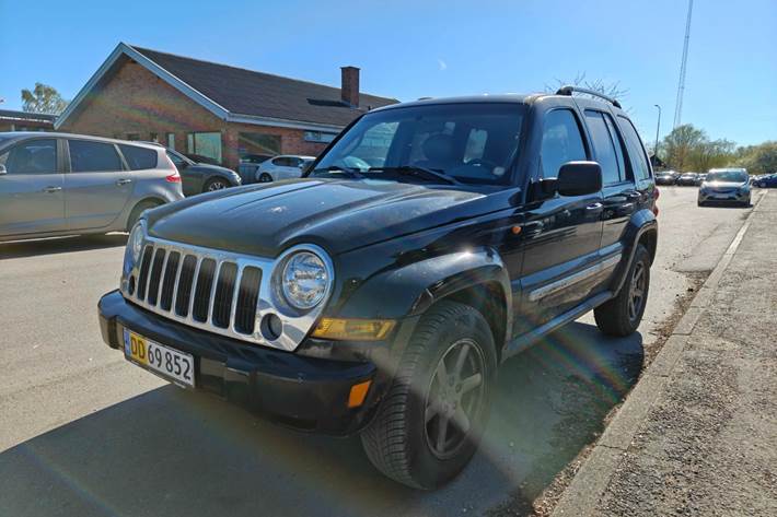 undefined Jeep Cherokee fra 2005