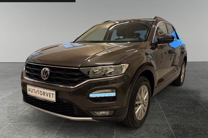 Grå VW T-Roc fra 2019 set udefra