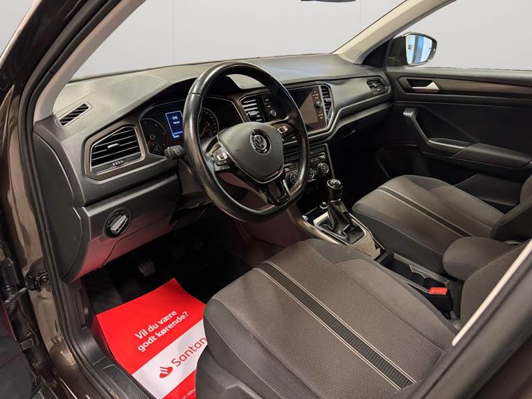 VW T-Roc 1,6 TDi 115 Comfortline Connect