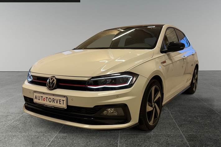 Hvid VW Polo fra 2019 set udefra