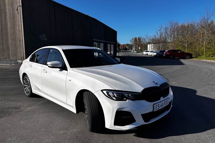 undefined BMW 330e fra 2019