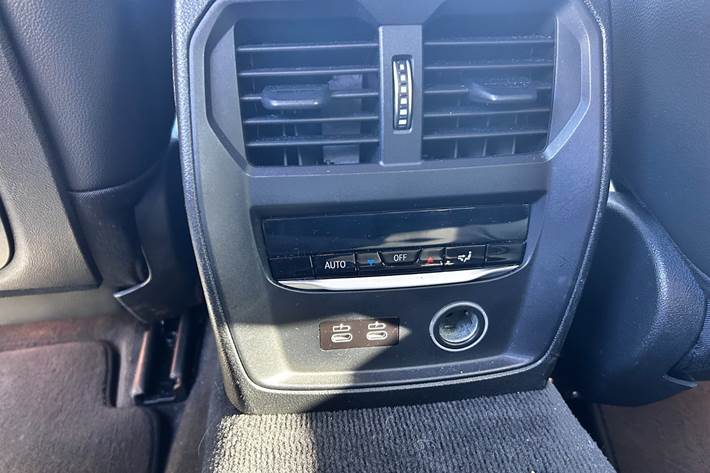 undefined BMW 330e fra 2019