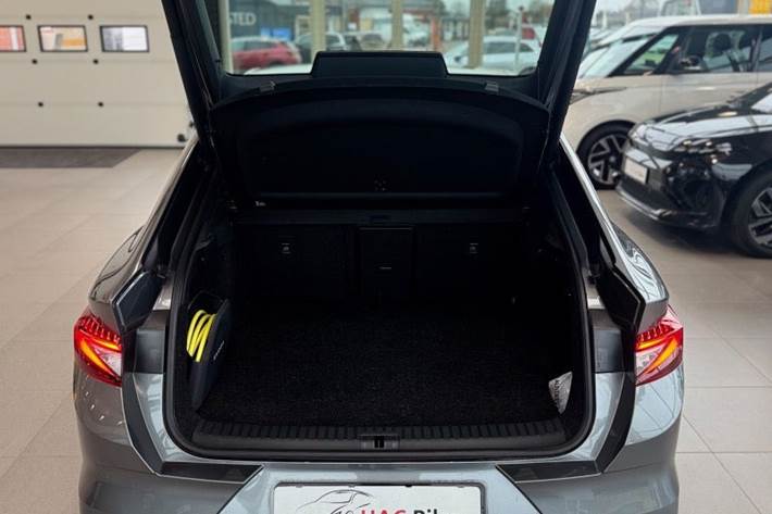 Grå Skoda Enyaq fra 2026