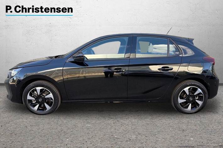 Sort Opel Corsa-e fra 2024