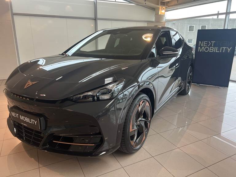 Cupra Tavascan 77 Adrenaline