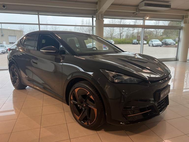 Cupra Tavascan 77 Adrenaline