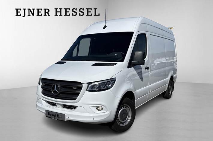 Hvid Mercedes Sprinter 317 fra 2021